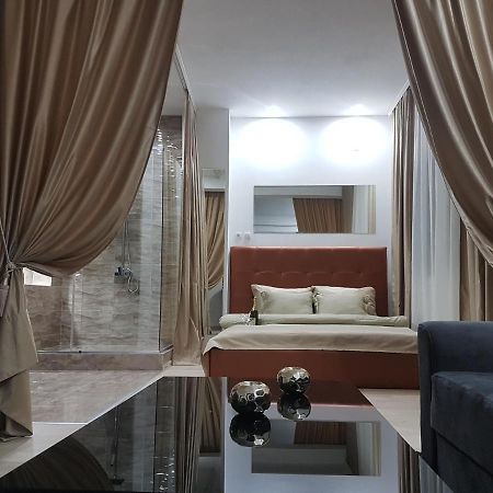 Apartments Vila White House Pančevo 외부 사진