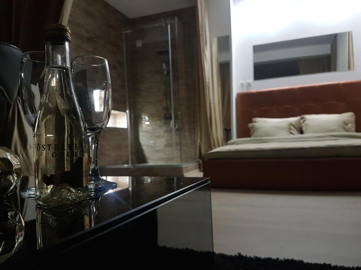 Apartments Vila White House Pančevo 외부 사진