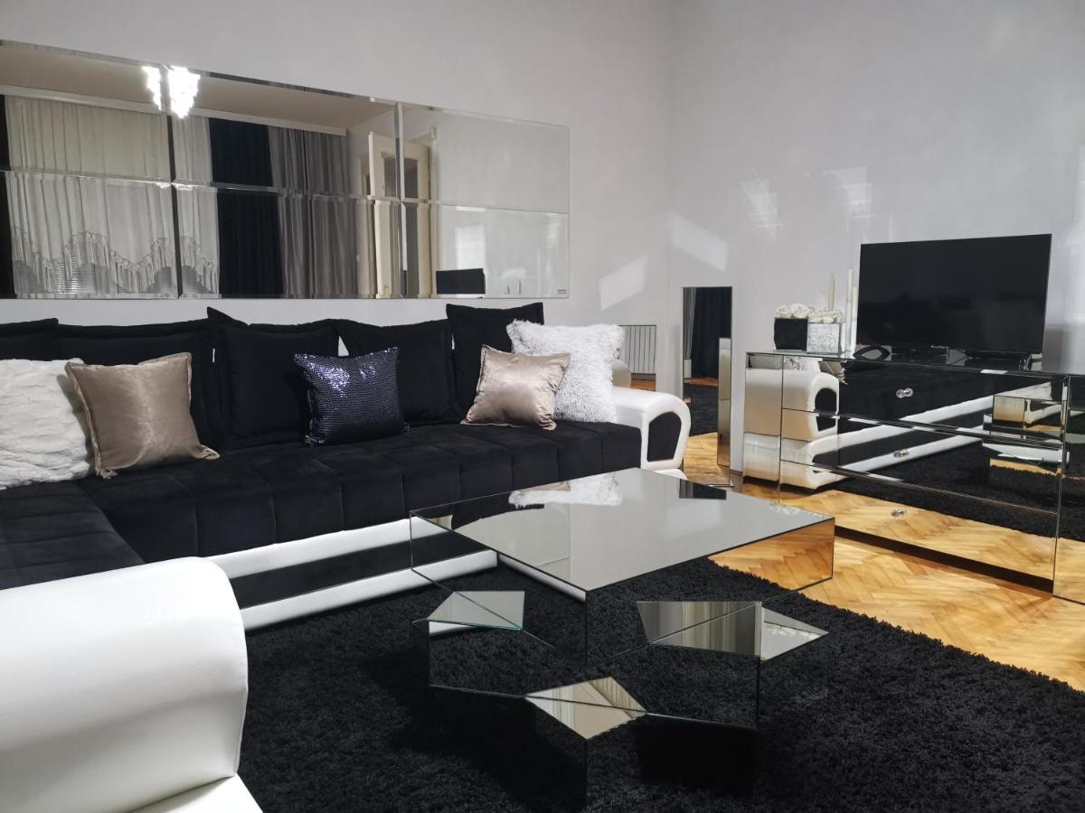 Apartments Vila White House Pančevo 외부 사진